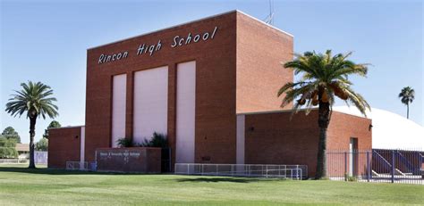 Rincon high tucson az - Mar 13, 2024 · Exterior photo of University/Rincon High School, 421 N. Arcadia Ave., in Tucson. The Tucson Unified School District is considering giving the high-achieving University High School its own campus ...